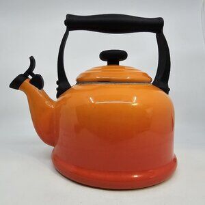 Le Creuset Enameled Steel Kettle Teapot 2.1 Liter/2.2 Quart Orange Ombre 10.5 in